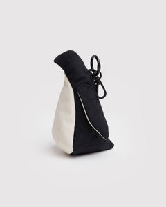 Penguin Charm - Black & White - Simple Hold