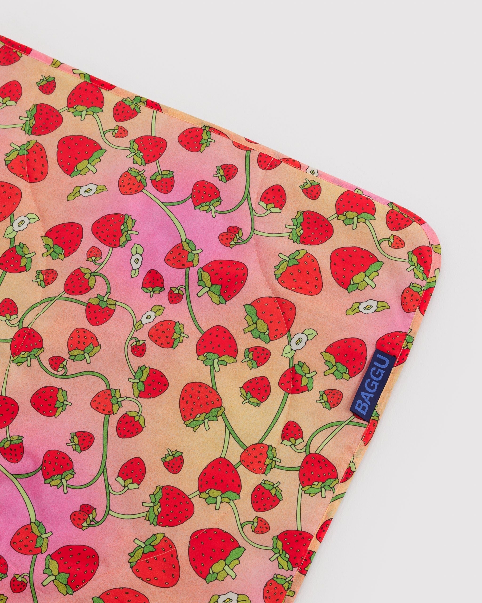 Puffy Picnic Blanket - Strawberry Blossom - Easy Stow