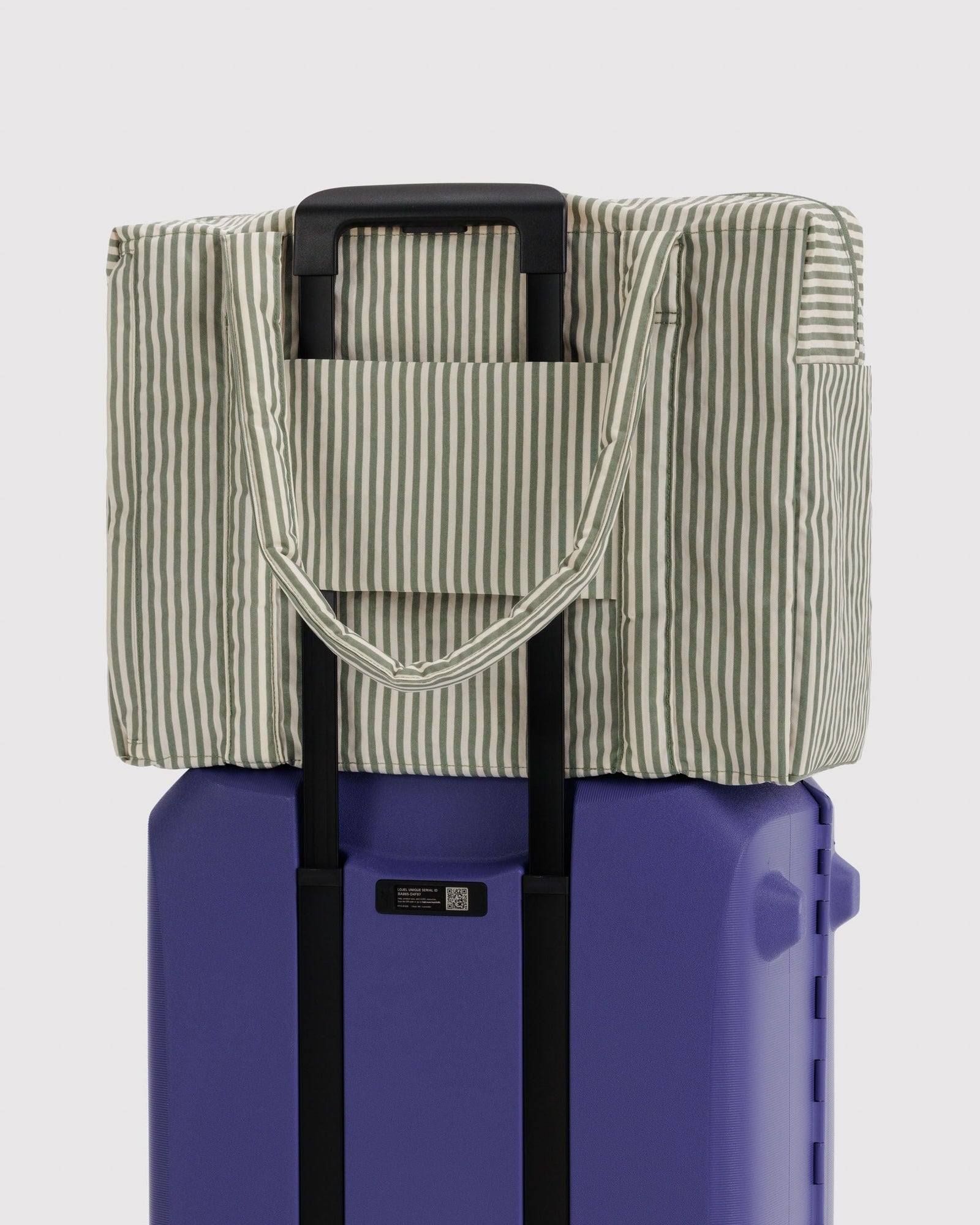 Cloud Carry-on - Sage Stripe - Simple Hold