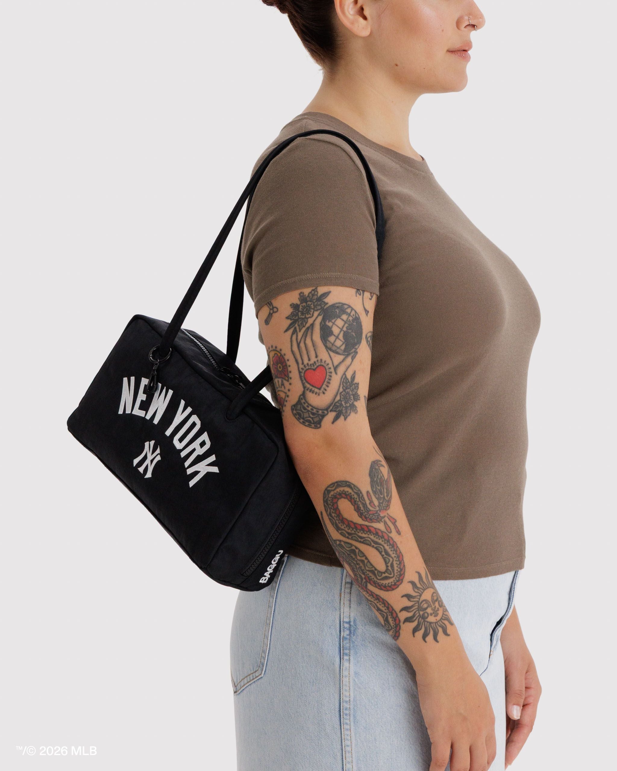 Nylon Bowler Bag - New York Yankees™ - Ready Carry