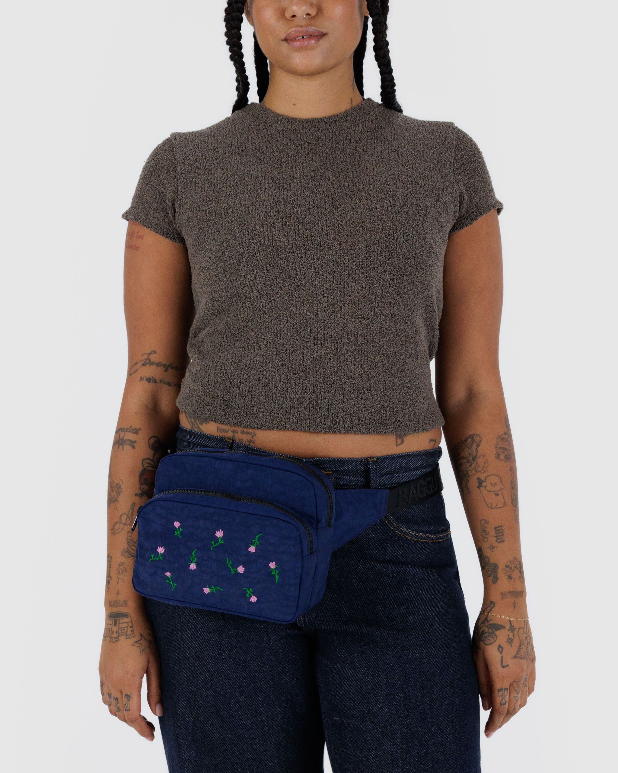 Fanny Pack - Embroidered Wildflower - Simple Hold
