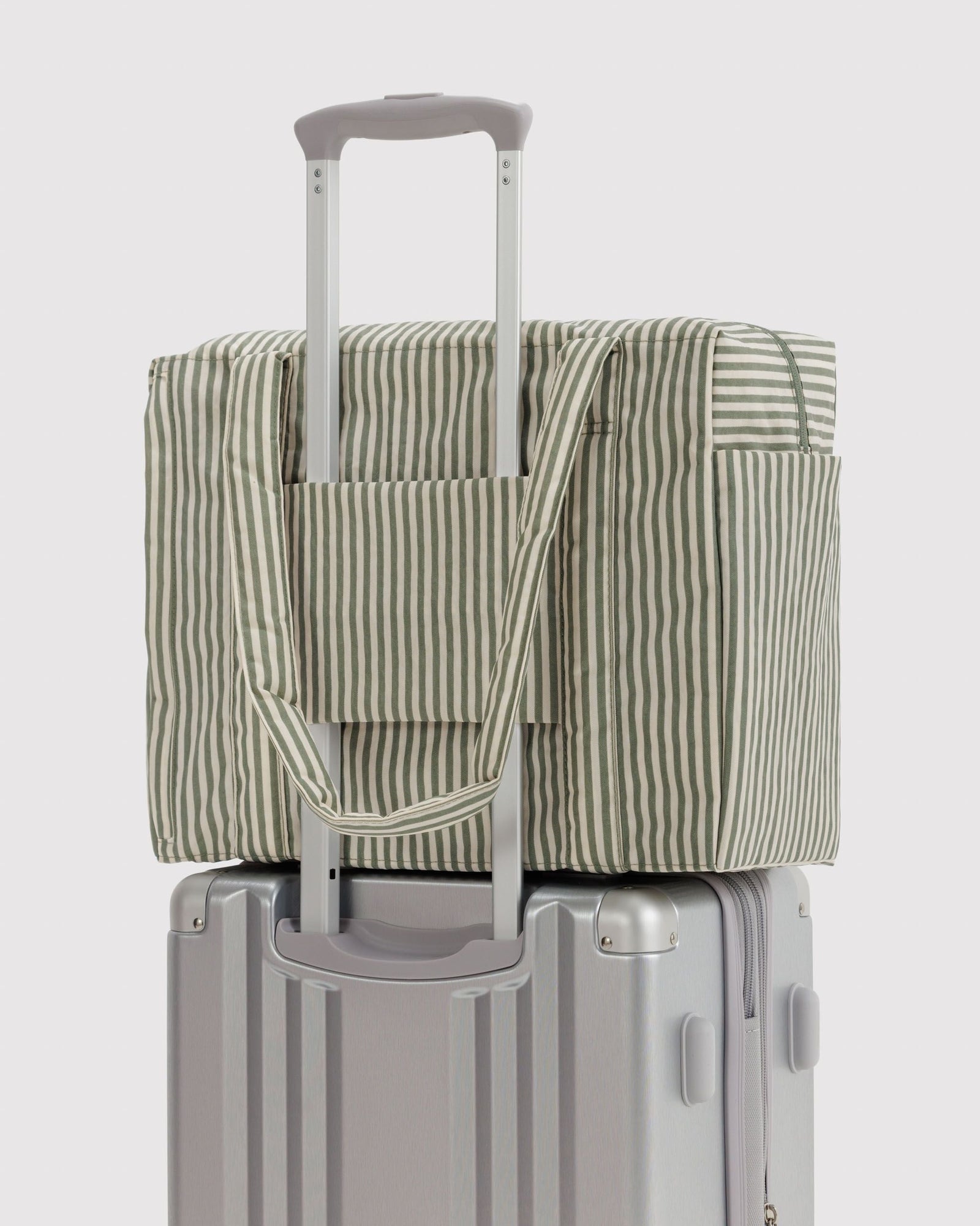 Small Cloud Carry-On - Sage Stripe - Clean Setup