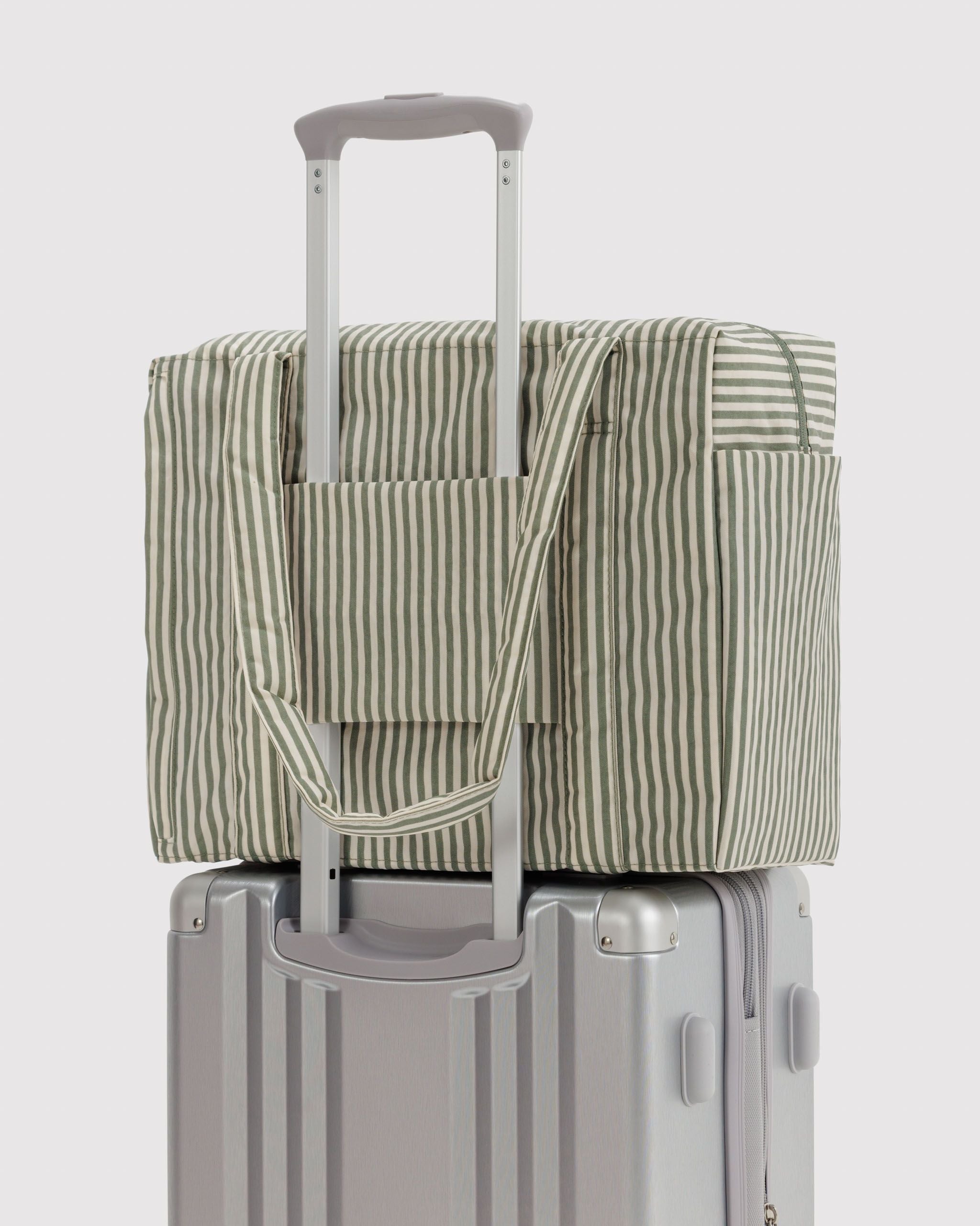 Small Cloud Carry-On - Sage Stripe - Clean Setup