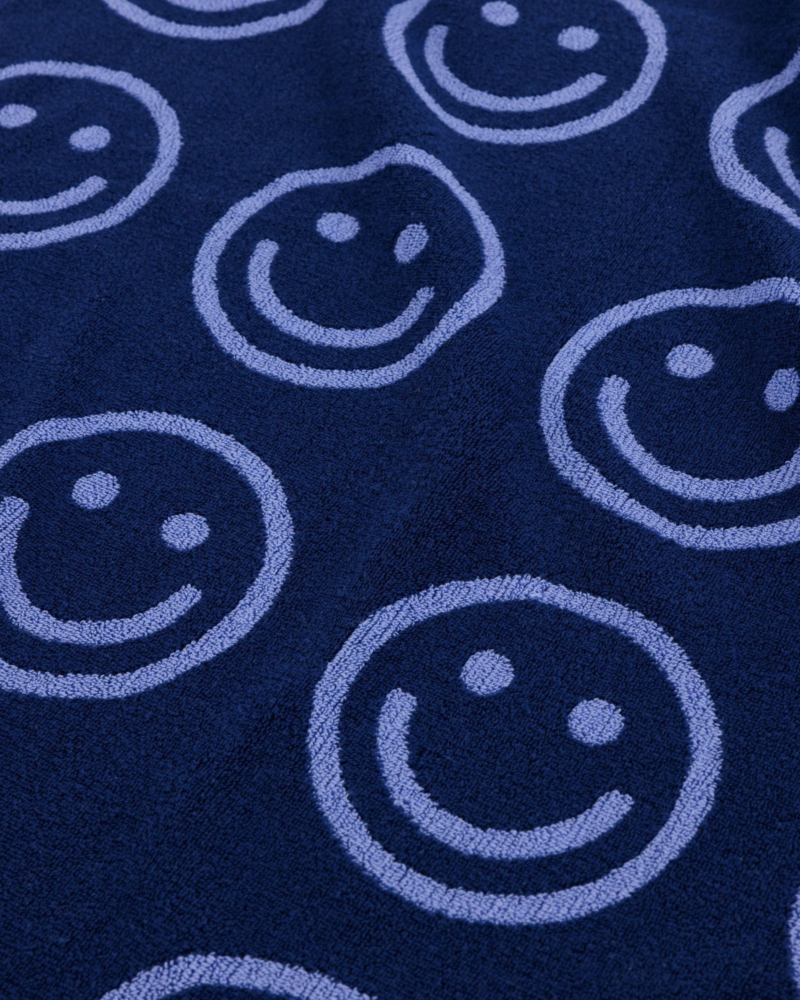 Bath Towel - Happy Blue - Clean Setup