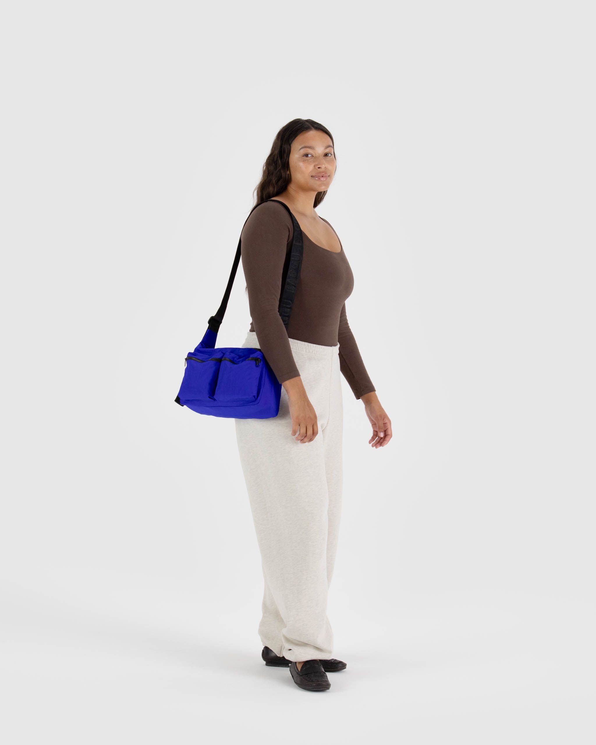 Medium Cargo Crossbody - Lapis - Quick Grab