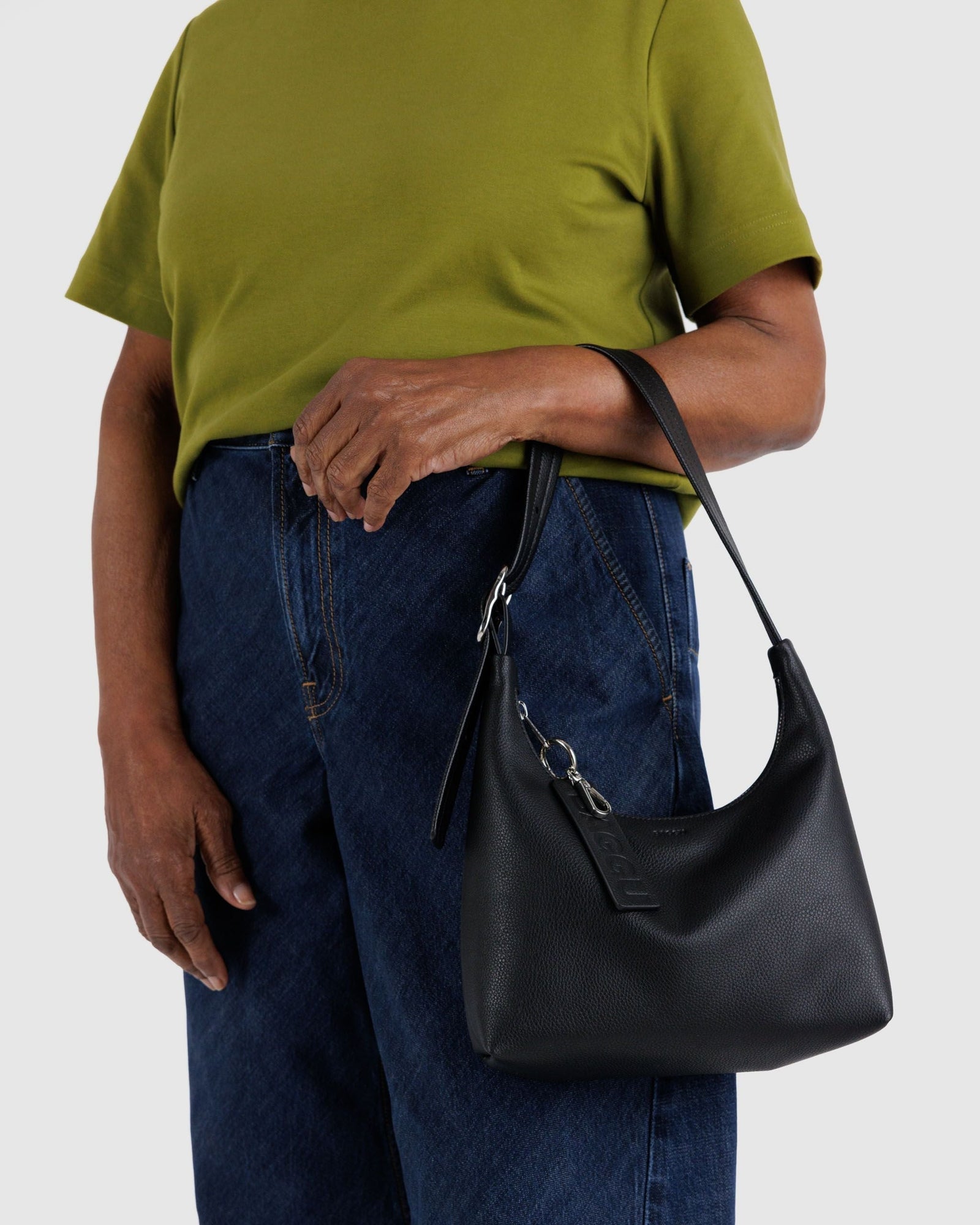 Mini Recycled Leather Shoulder Bag - Black - Quick Setup