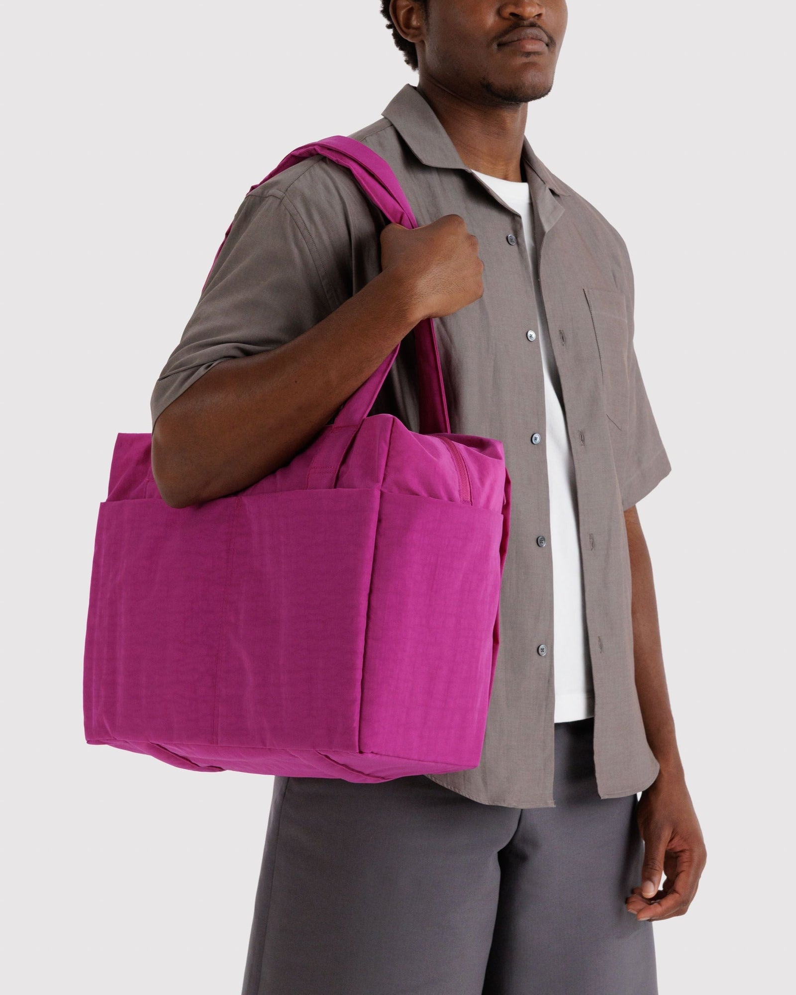 Small Cloud Carry-On - Deep Fuchsia - Quick Setup