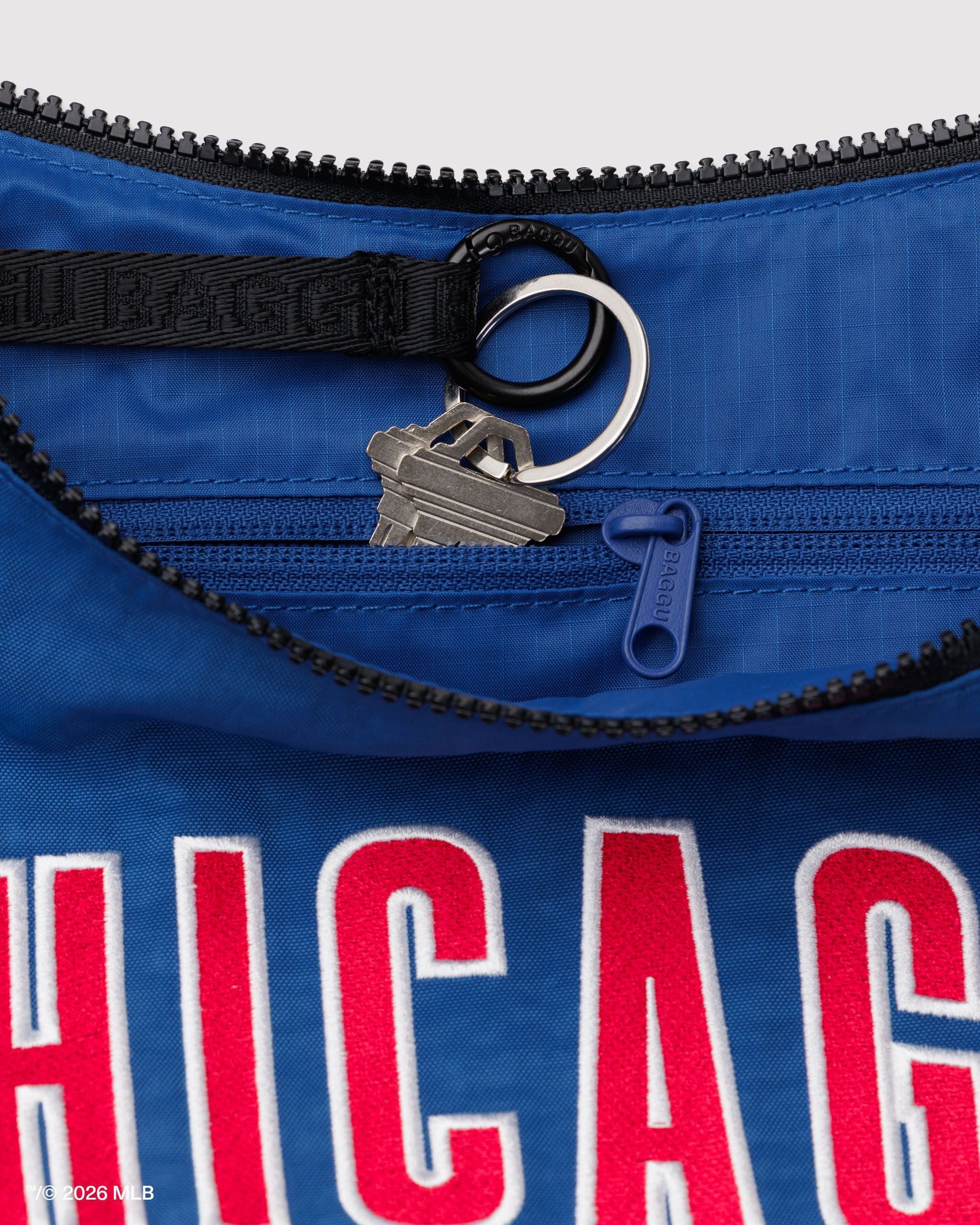 Medium Nylon Crescent Bag - Chicago Cubs™ - Fresh Notes