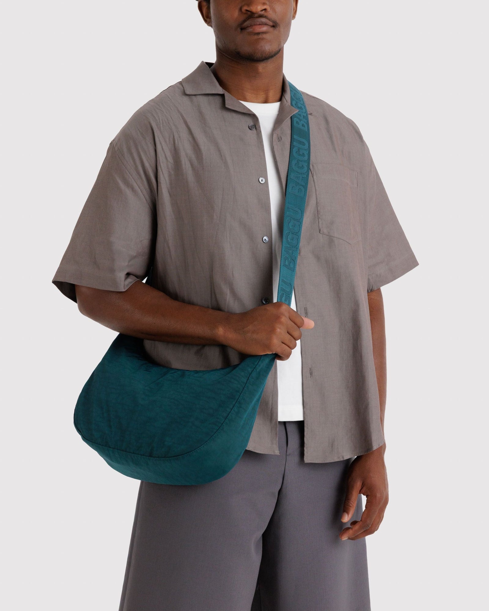 Medium Nylon Crescent Bag - Deep Sea - Modern Blend