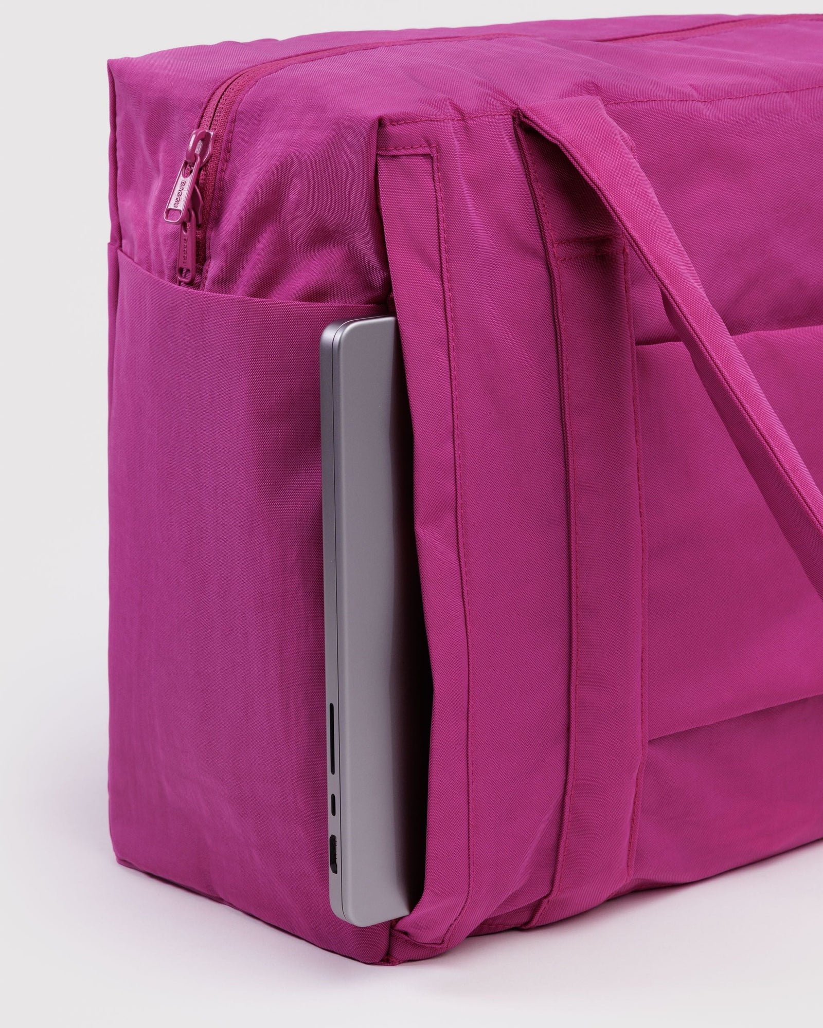 Small Cloud Carry-On - Deep Fuchsia - Quick Setup