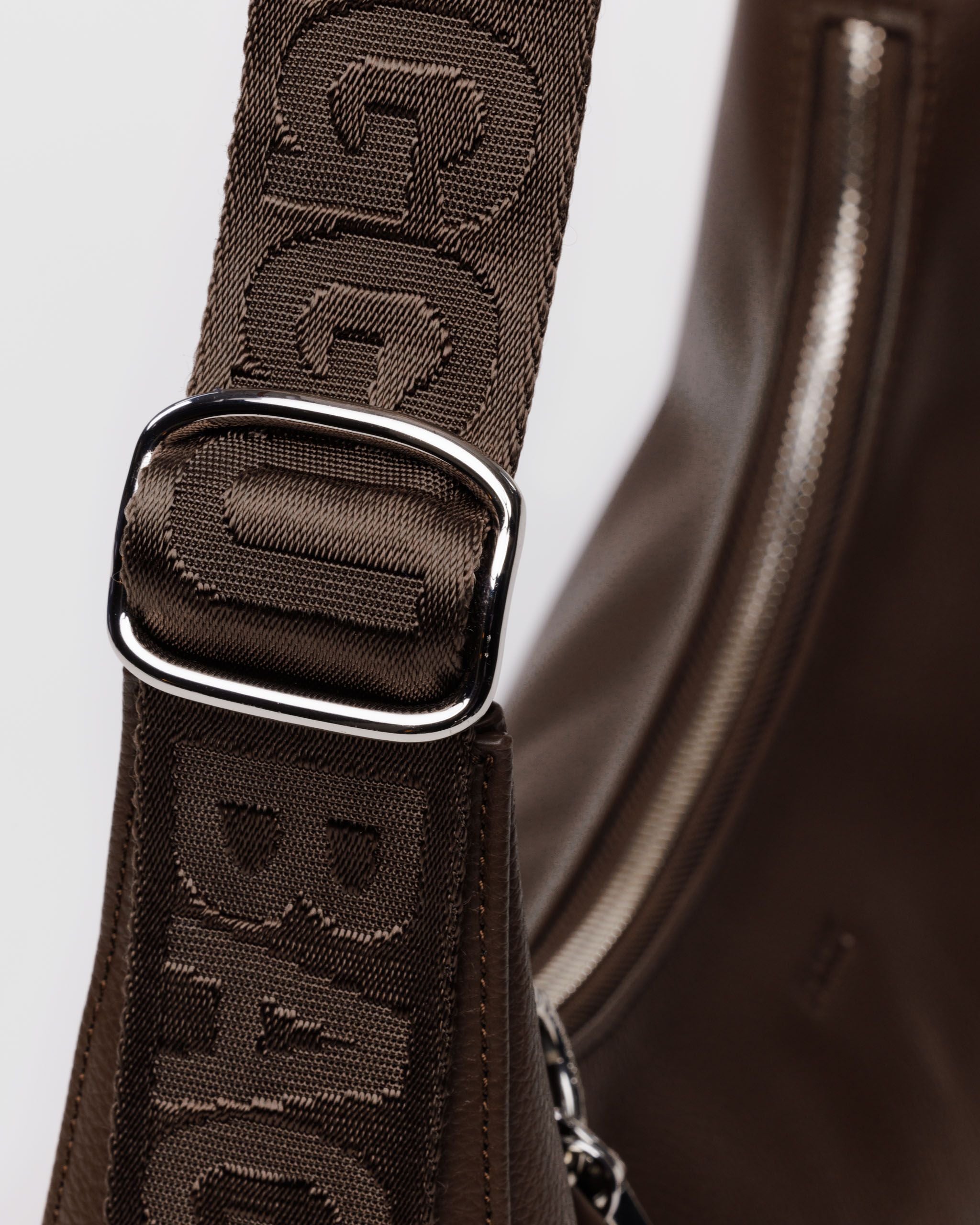 Medium Recycled Leather Crescent Bag - Brown - Modern Blend