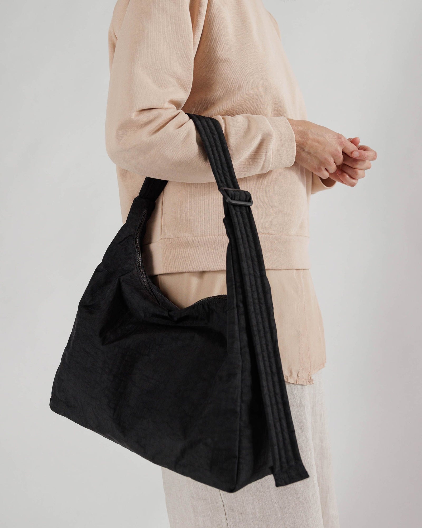 Nylon Shoulder Bag - Black - Clean Setup