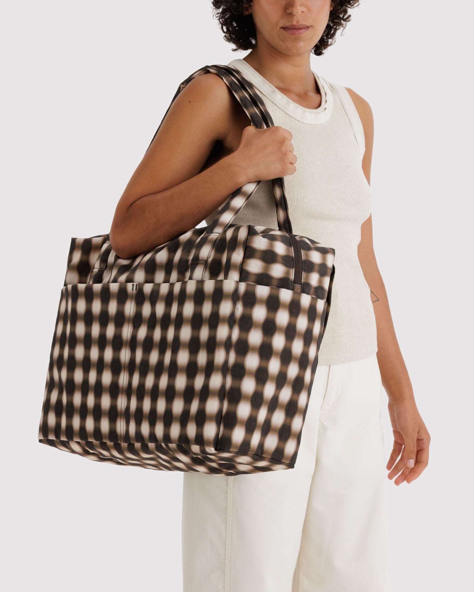 Cloud Carry-on - Blurred Gingham Brown - Daily Carry