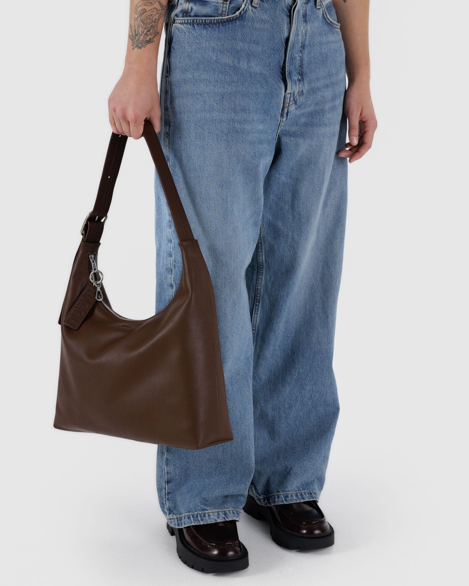 Recycled Leather Shoulder Bag - Brown - Simple Hold