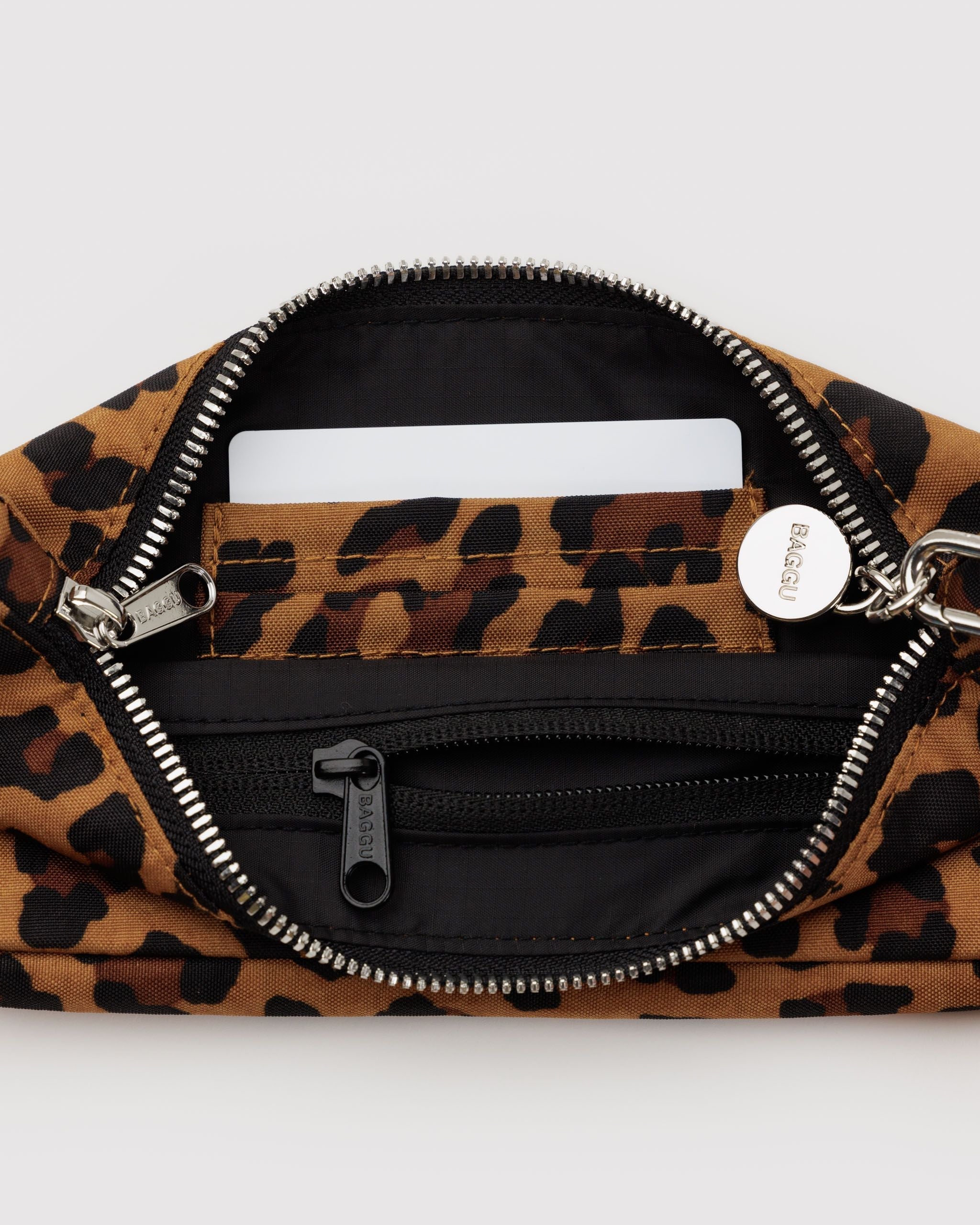 Nylon Pochette - Leopard - Daily Pack