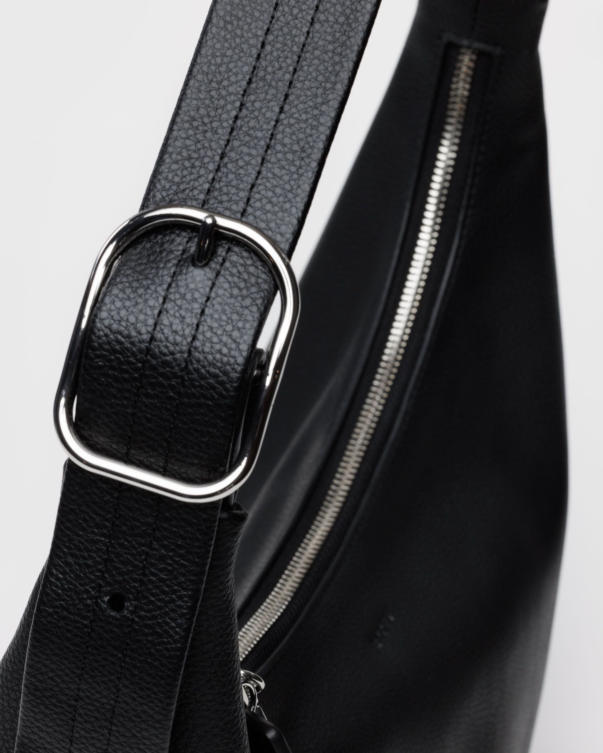 Recycled Leather Shoulder Bag - Black - Light Storage