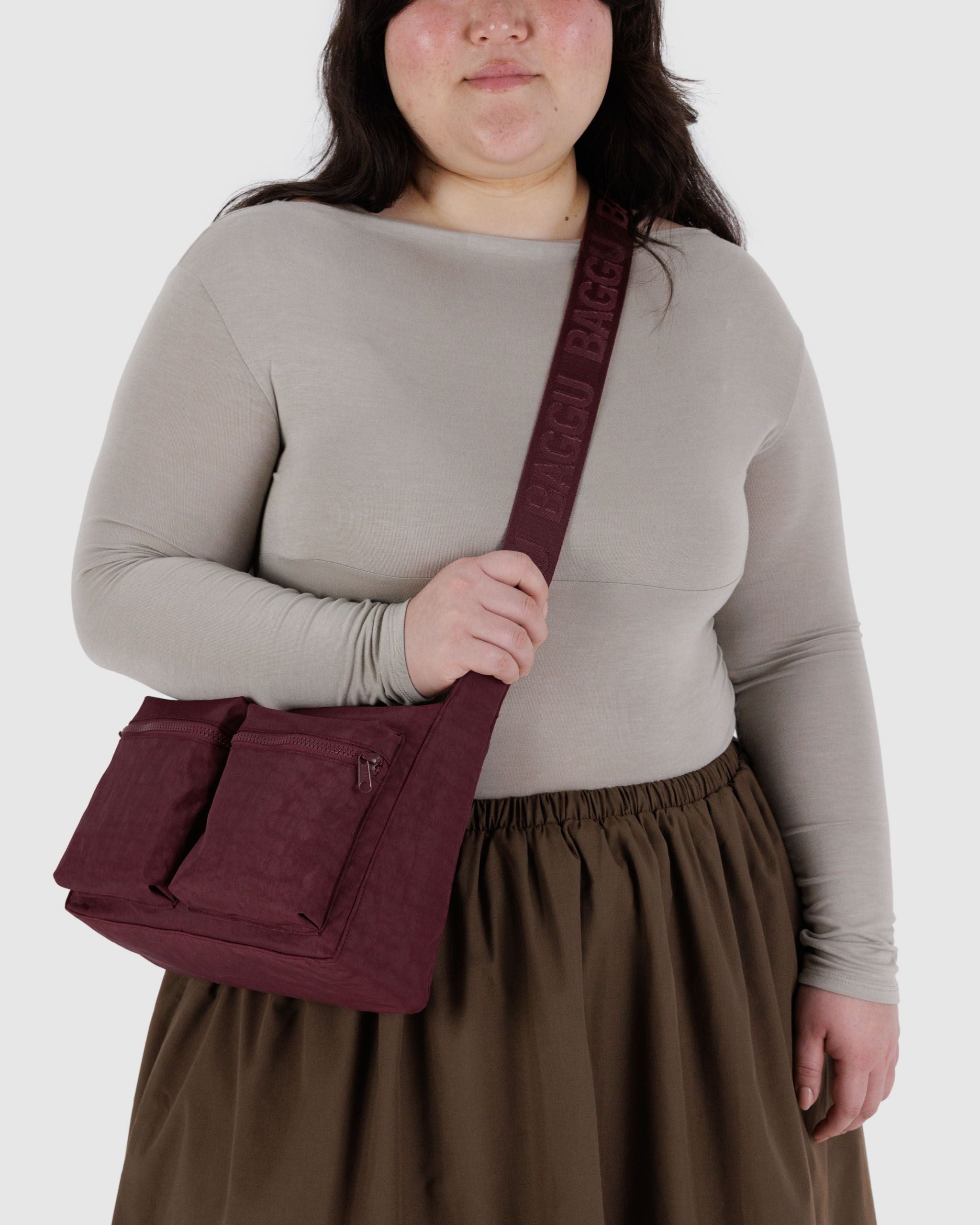 Medium Cargo Crossbody - Mahogany - Easy Stow