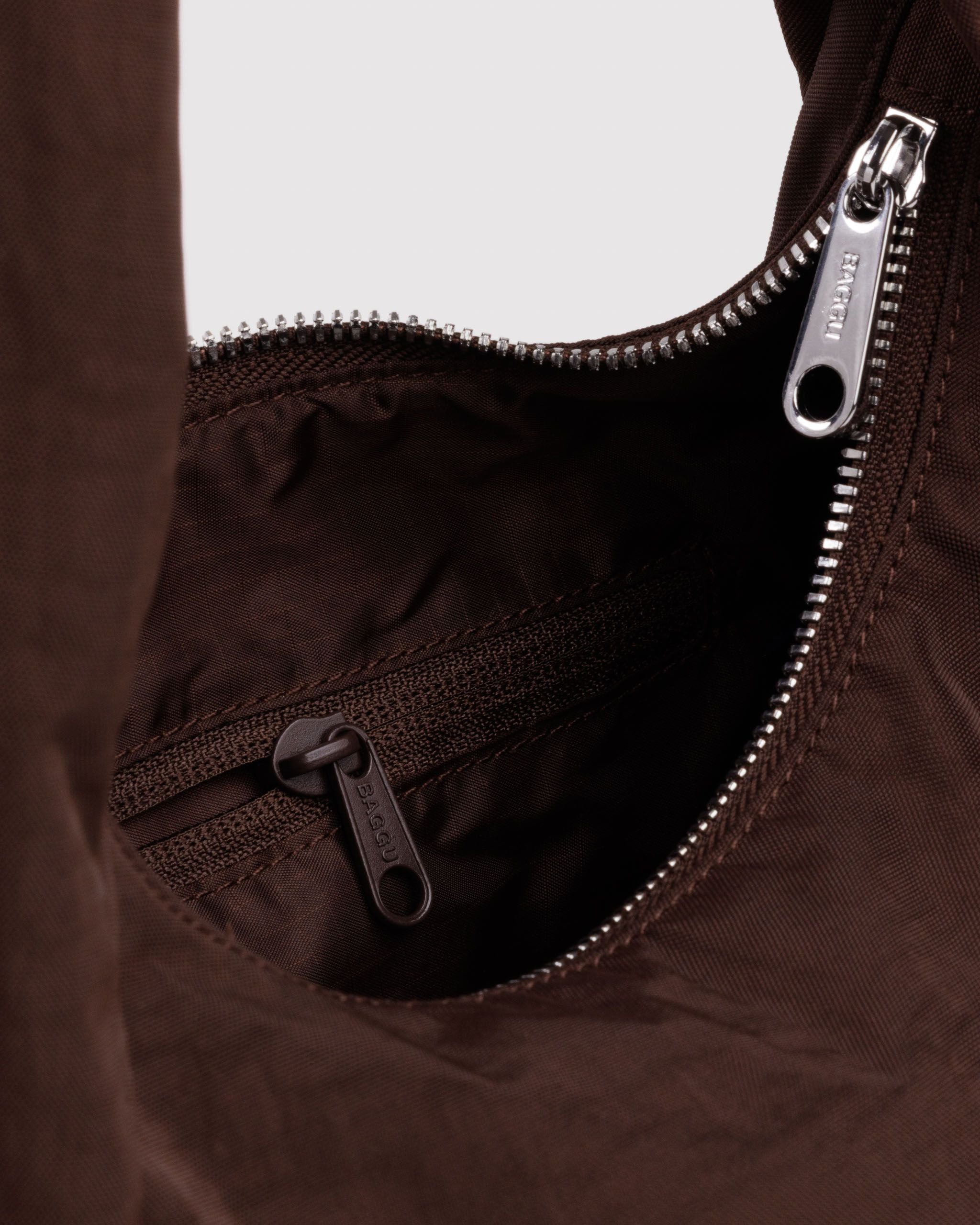 Small Nylon Meringue Bag - Coffee - Easy Store