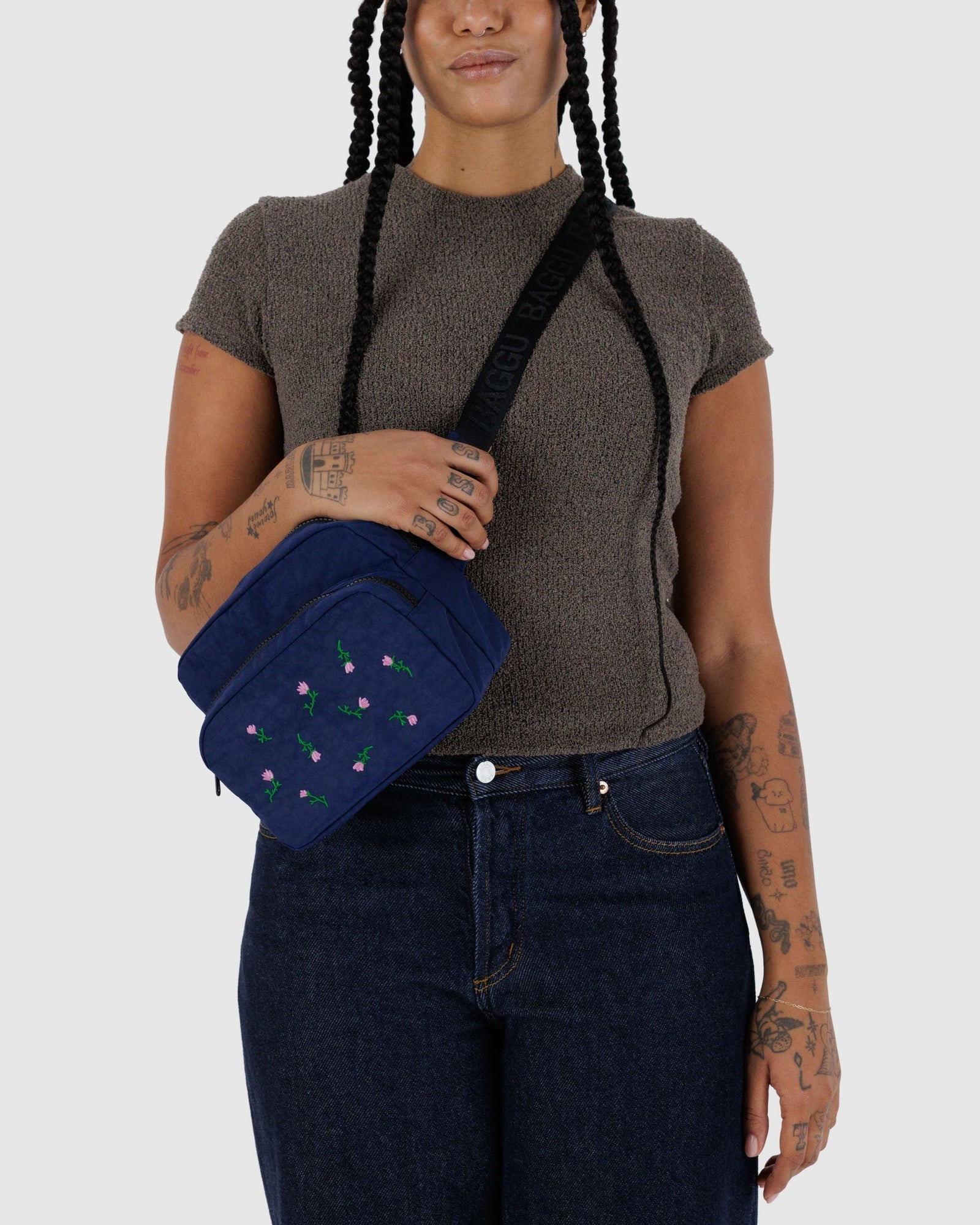 Fanny Pack - Embroidered Wildflower - Light Storage