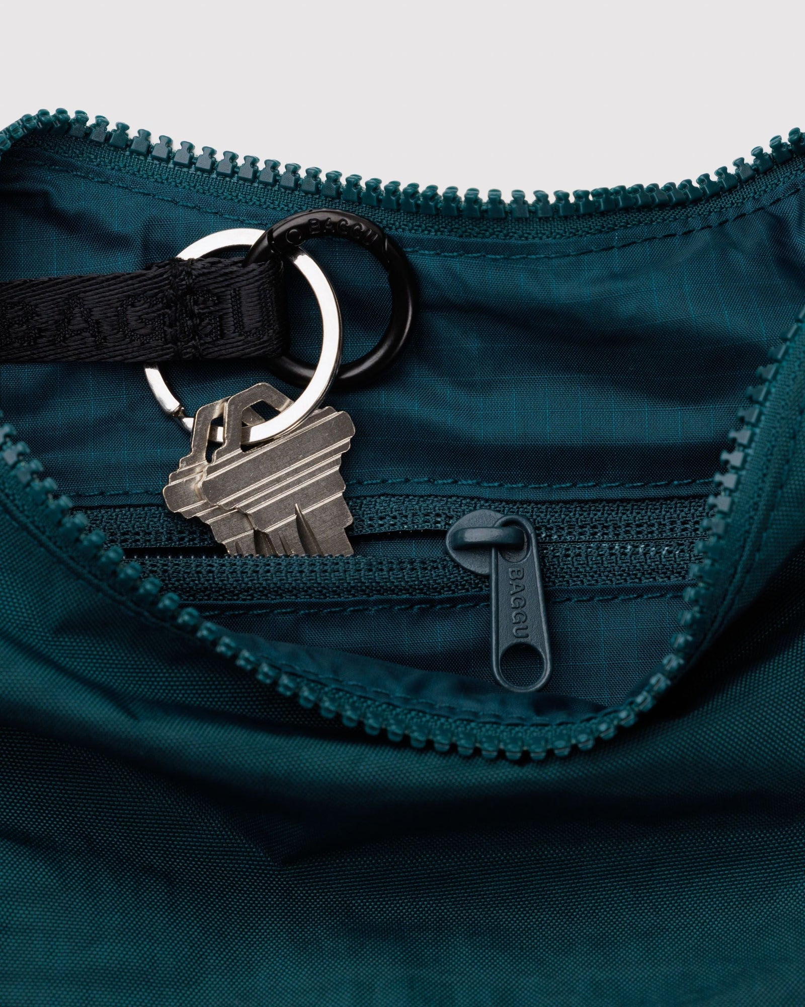 Small Nylon Crescent Bag - Deep Sea - Clean Mood