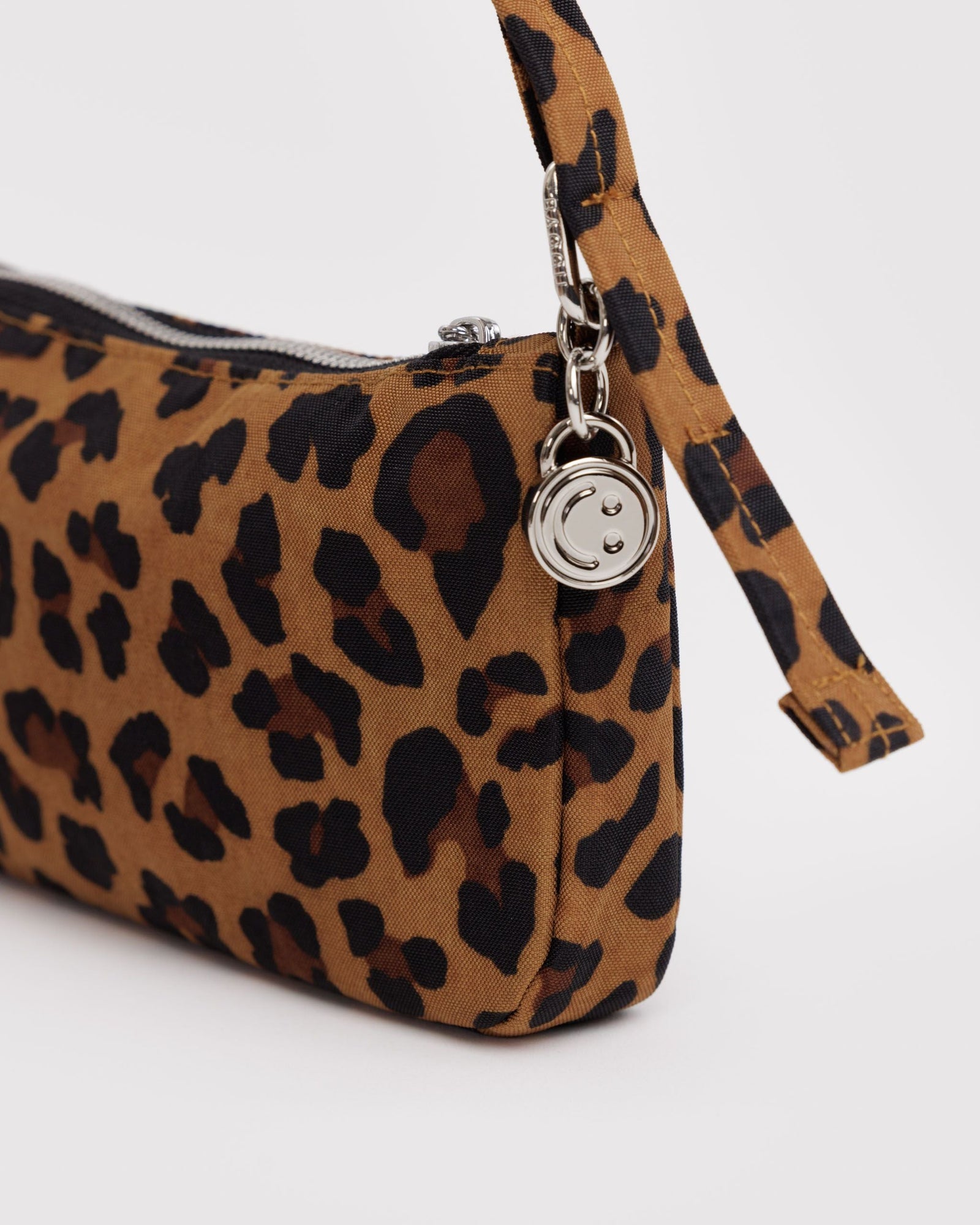 Nylon Pochette - Leopard - Daily Pack