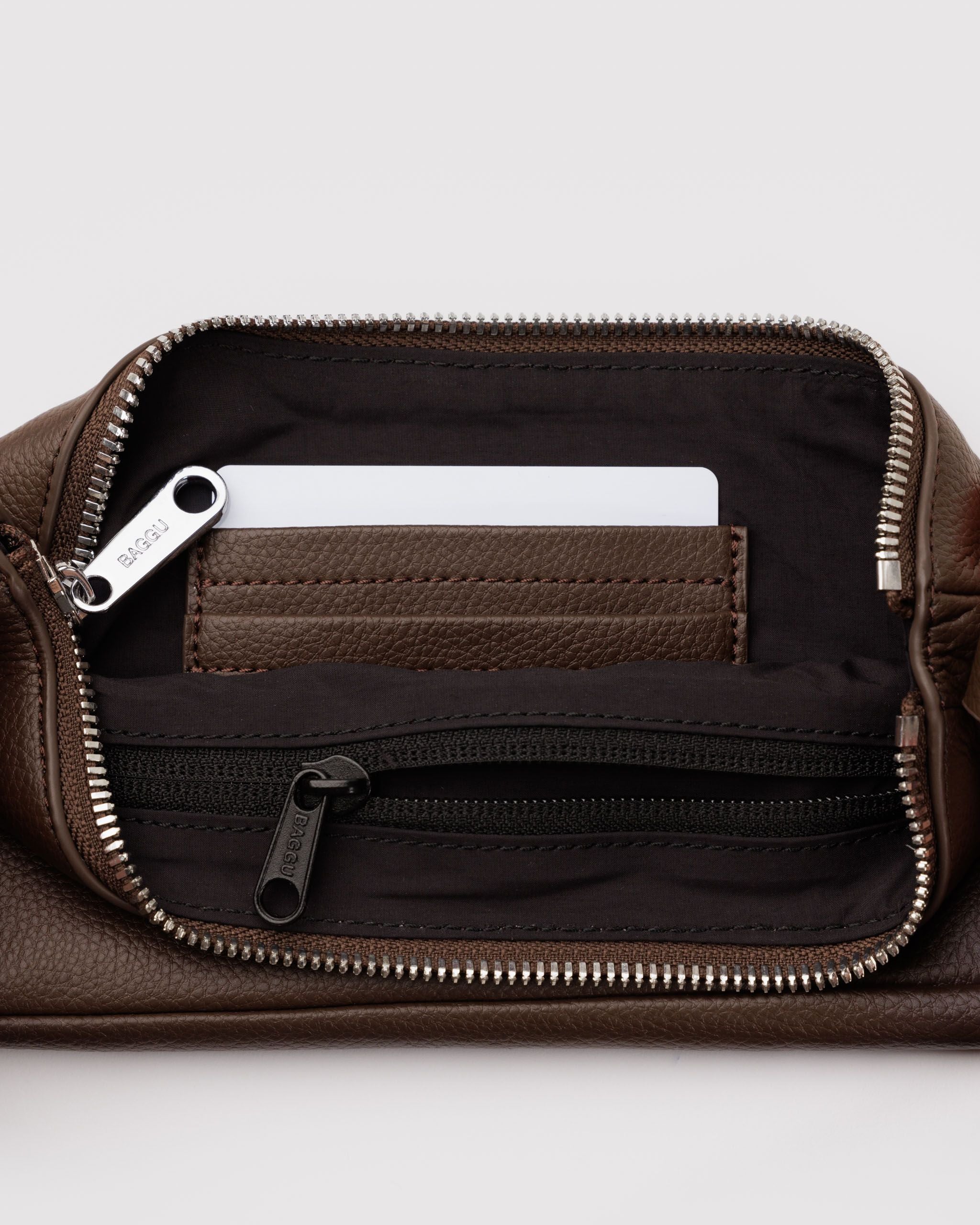Recycled Leather Pochette - Brown - Light Storage