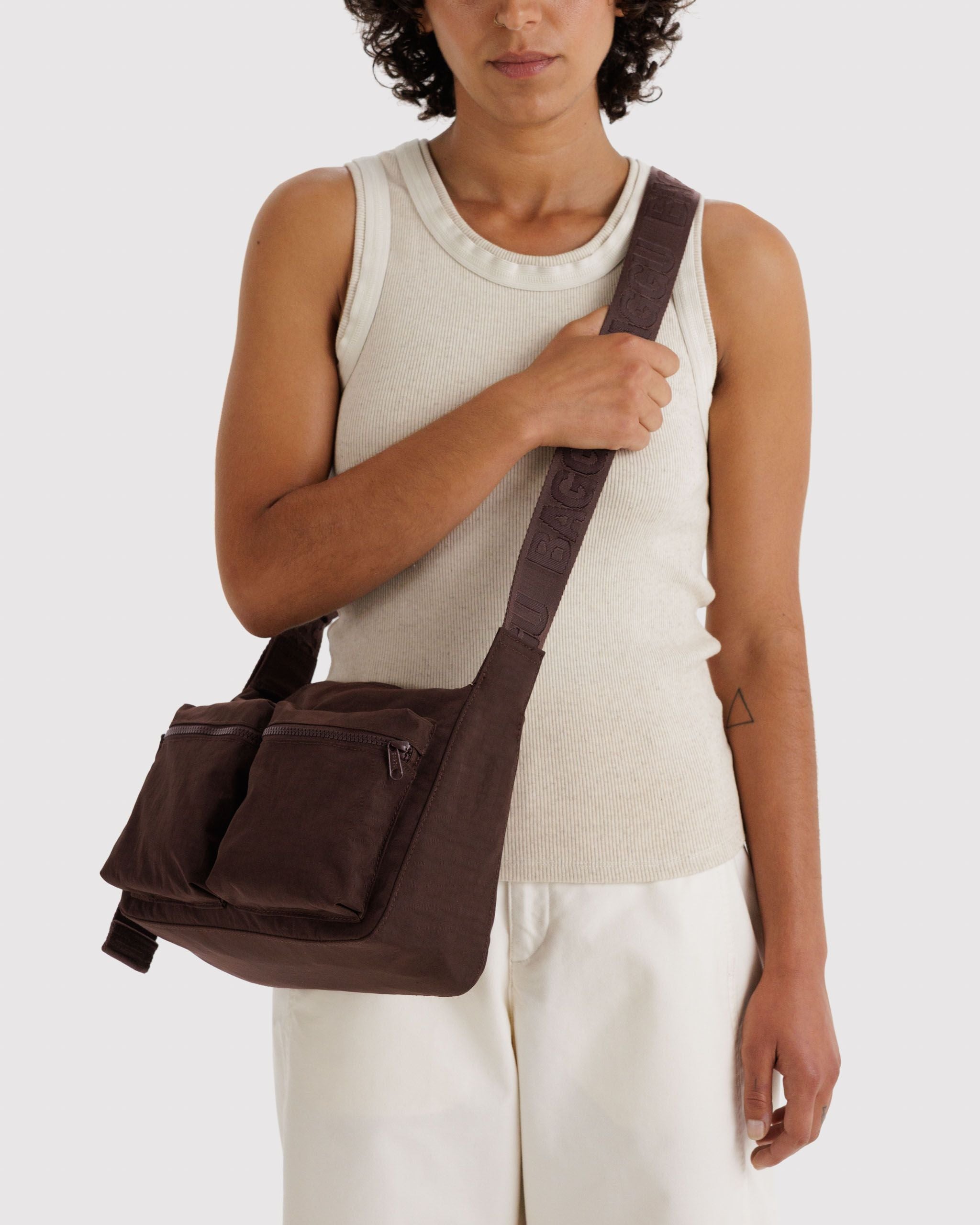 Medium Cargo Crossbody - Coffee - Easy Store