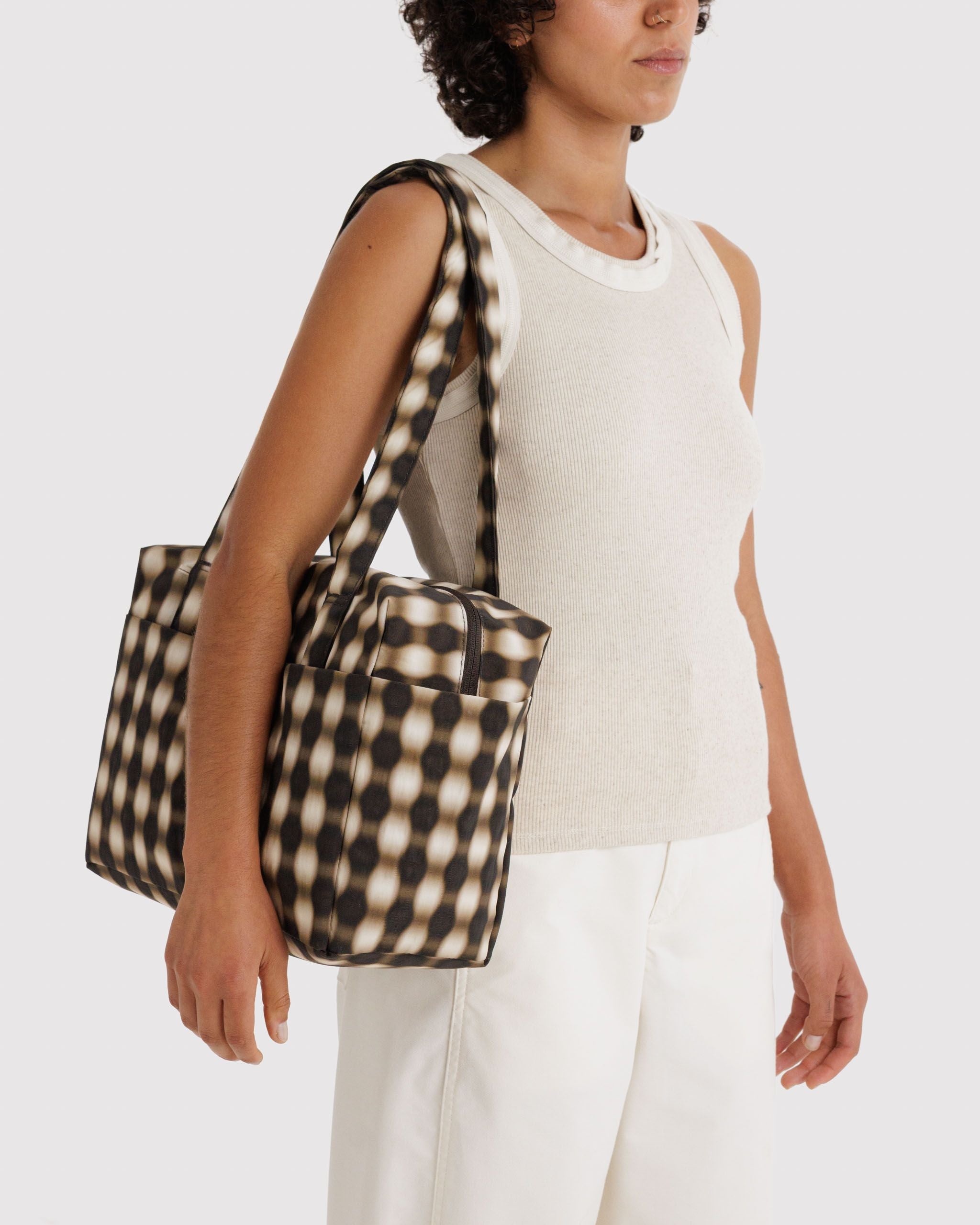 Everyday Cloud Bag - Blurred Gingham Brown - Travel Ready