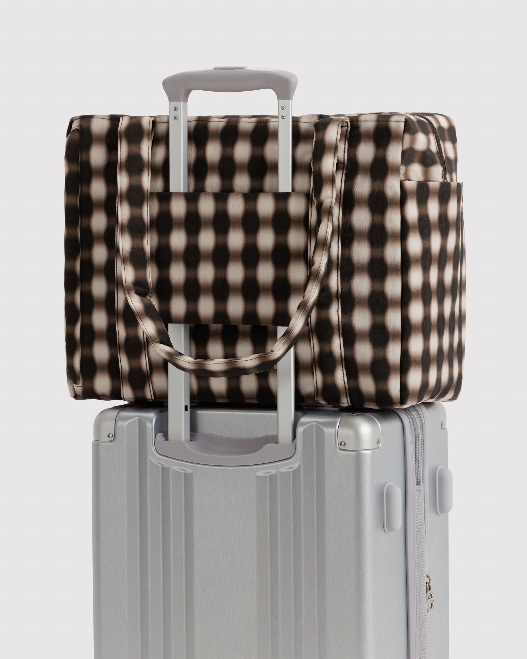 Small Cloud Carry-On - Blurred Gingham Brown - Easy Store