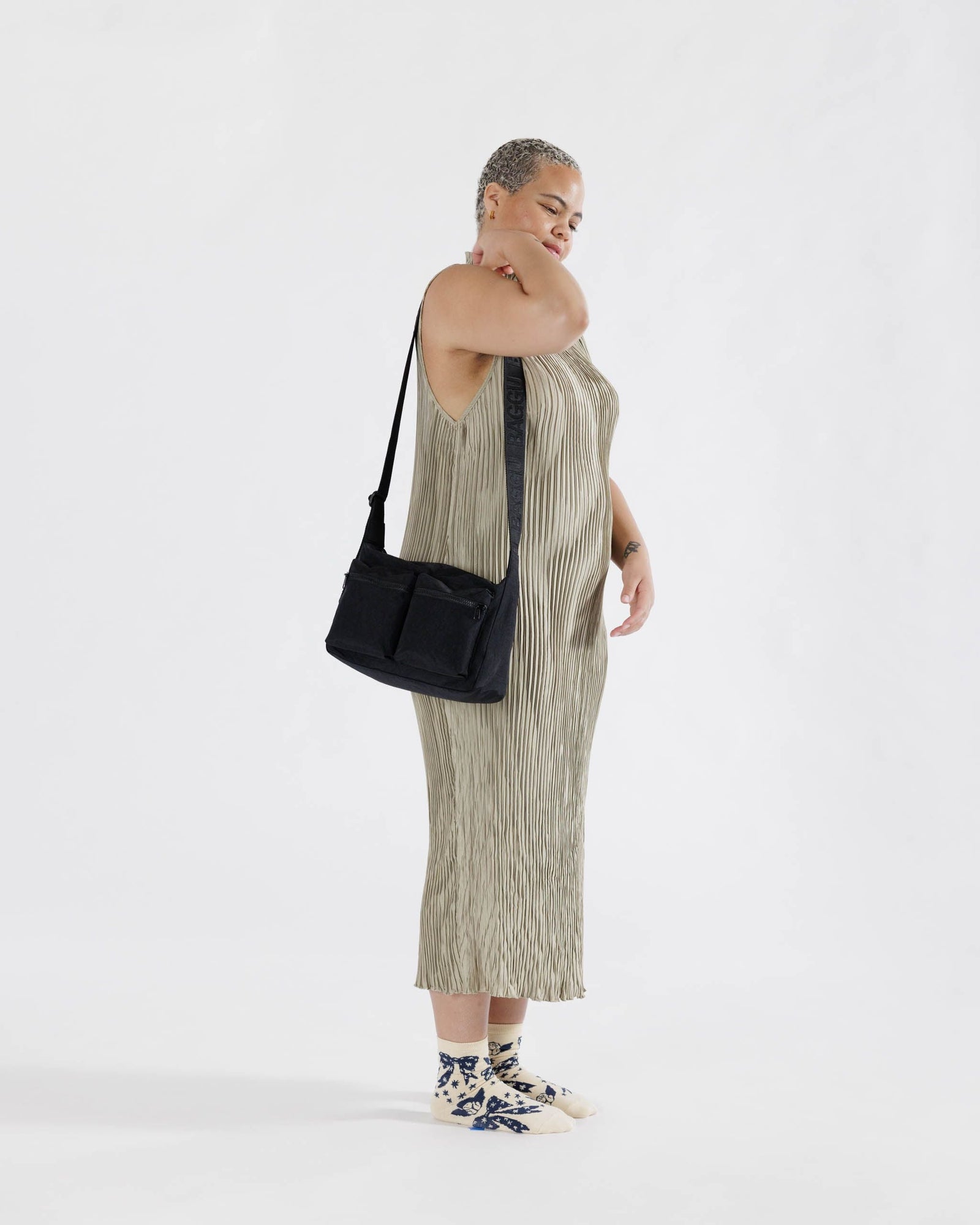 Medium Cargo Crossbody - Black - Ready Carry